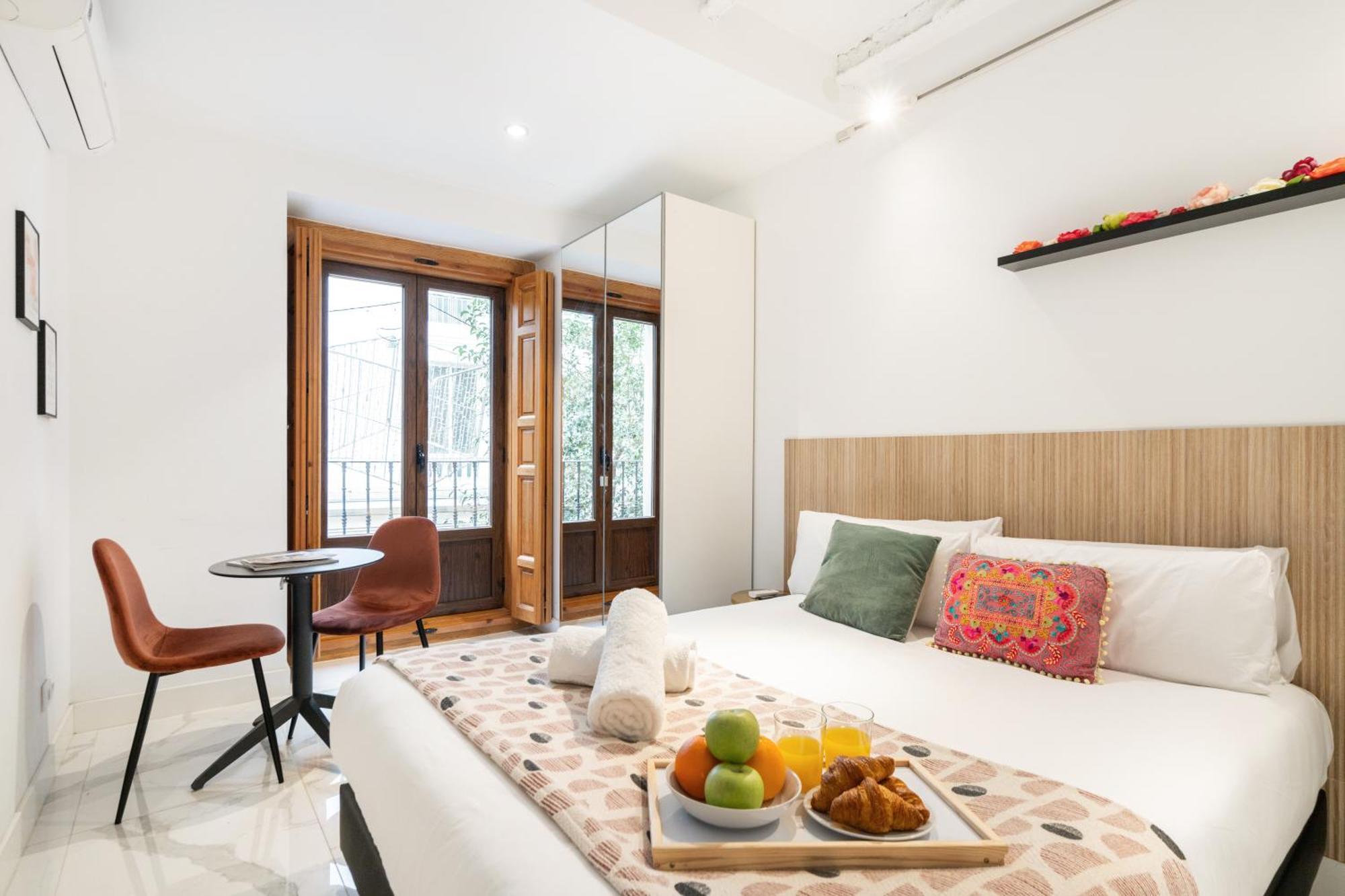 Double Room,1749748388:JPEG